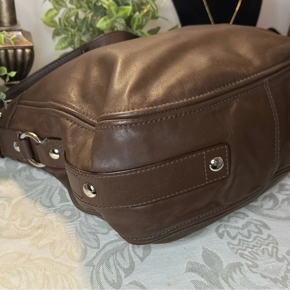 Coach Vintage Chocolate Brown Glove-tanned Leather Hobo F14706